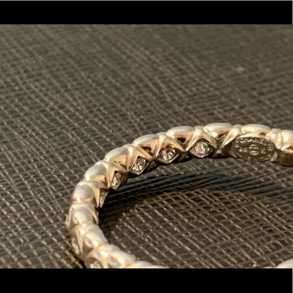 ❤️[SOLD]❤️Authentic Chanel Earrings - Picture 9 of 10